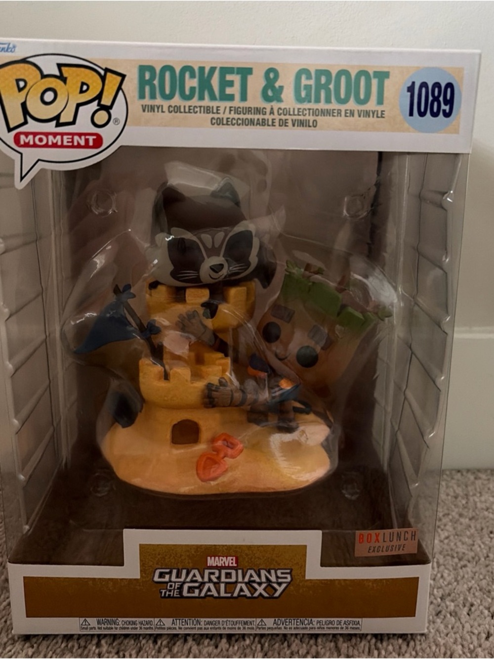 Funko Pop Moment - Marvel 1089 - Rocket & Groot Beach Day Sandcastle - Boxlunch